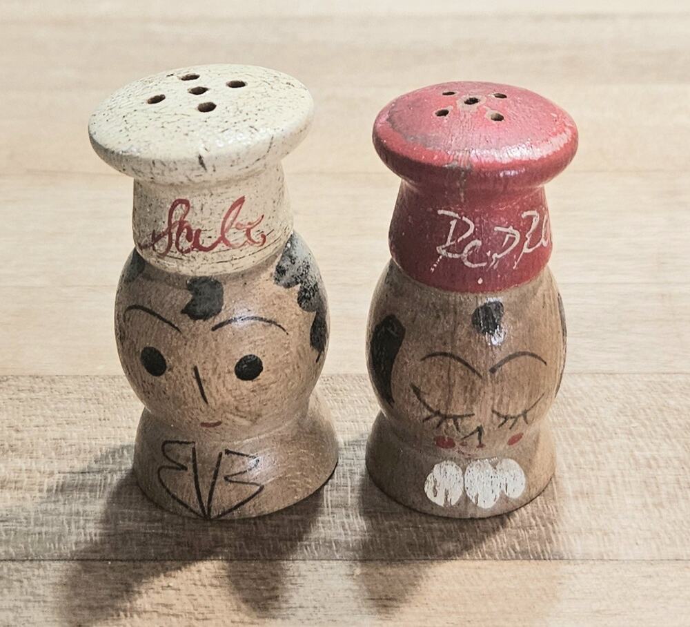 Vintage Small Wooden Chefs Made in Japan Salt & Pepper Shakers Set, With Corks